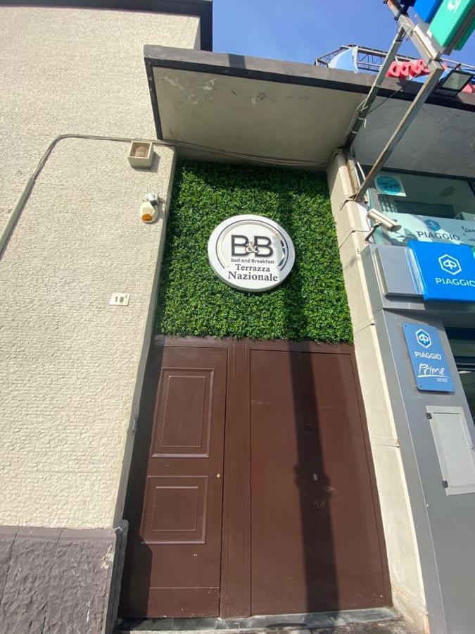 B&B Terrazza Nazionale เนเปิลส์ ภายนอก รูปภาพ