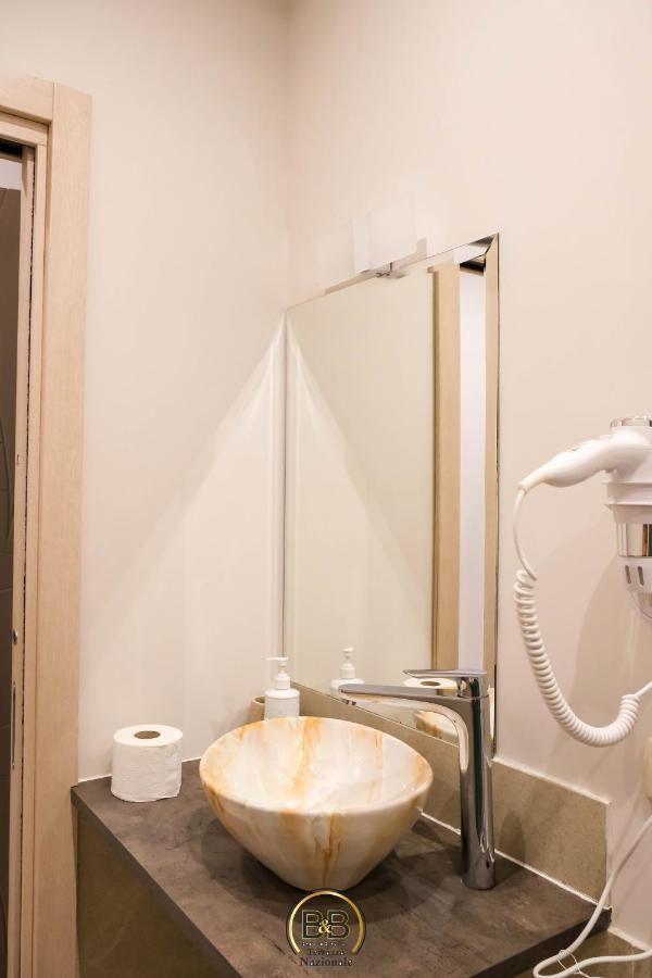 B&B Terrazza Nazionale เนเปิลส์ ภายนอก รูปภาพ