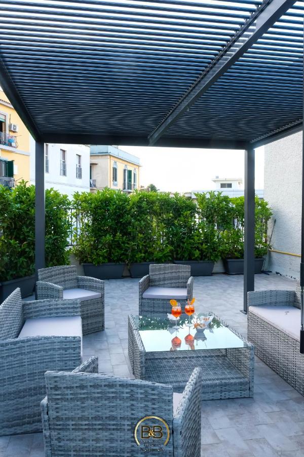 B&B Terrazza Nazionale เนเปิลส์ ภายนอก รูปภาพ